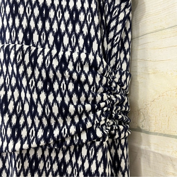 Vince Camuto Dress Blue White V Neck Sleeveless Maxi - Picture 6 of 16